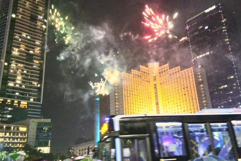  Jumlah Malam Sampah Tahun Baru 2019 di Jakarta 327 Ton 