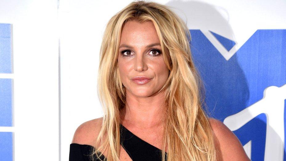  Britney Spears Rayakan 20 Tahun Album ‘Baby More Time