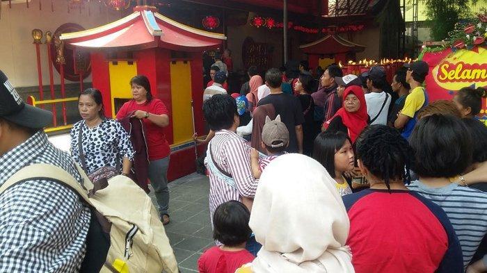  Perayaan Imlek, Vihara Dhanagun Bogor Jadi Tempat Wisata