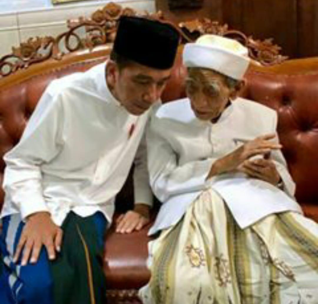  Mbah Moen Kembali Doakan Jokowi Menang Pilpres 2019