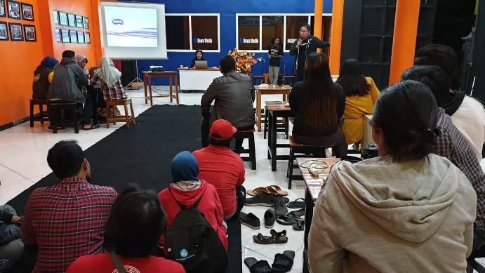  Tenun Kebangsaan Rusak oleh Agresivitas Bangsa Asing dan Perpecahan Internal