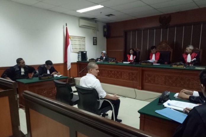  Kuasa Hukum Steve Emanuel Sebut Kliennya Ditodong Pistol oleh Polisi ketika Ditangkap