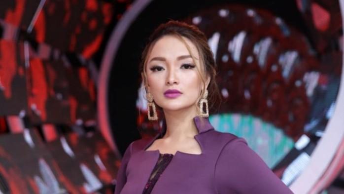  Zaskia Gotik Mengaku Sedih Tak Bisa Sahur Bareng Keluarga