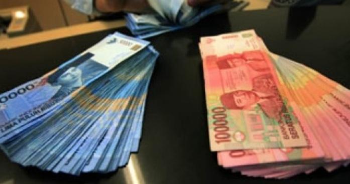  Awal Pekan, Rupiah Ditutup Menguat Seiring Positifnya Mata Uang Regional