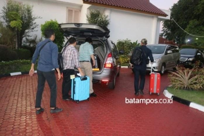 Geledah Rumah Dinas Gubernur Kepri, KPK Temukan Uang Miliaran Rupiah
