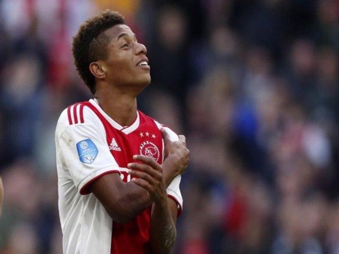  Rekrut Winger Ajax David Neres, Tottenham Siapkan Rp972 Miliar 