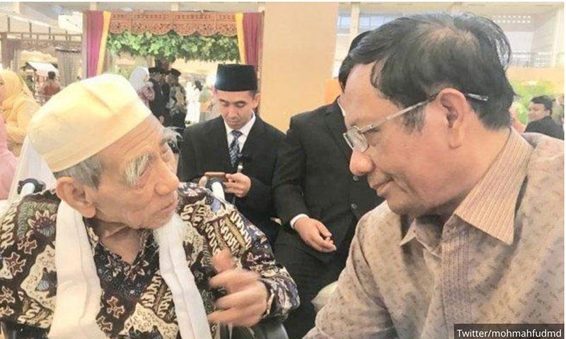  KH Maimun Zubair Wafat di Mekkah