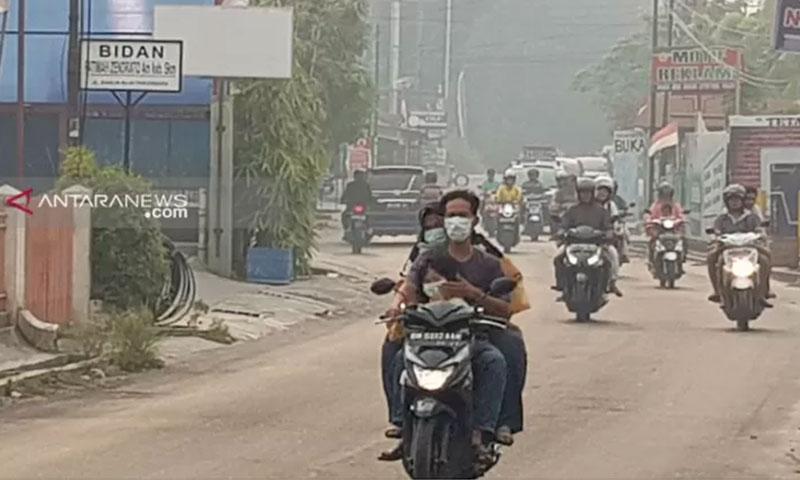  Kabut Asap Selimuti Pekanbaru, Jarak Pandang 1,5 Kilometer
