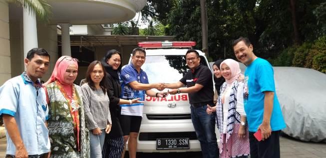  Komunitas Angkatan ‘86 Serahkan Bantuan Ambulans untuk Masyarakat Payakumbuh Sumbar