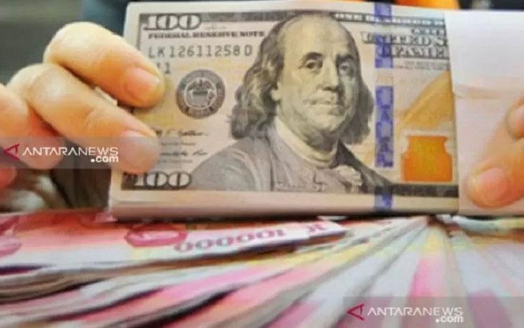  Dibayangi Imbal Hasil Obligasi AS, Rupiah Awal Pekan Bergerak Melemah