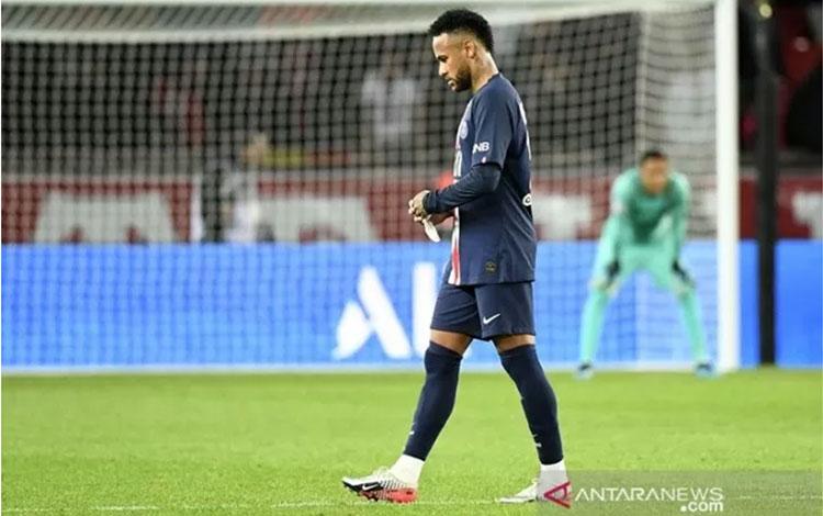  Pemain Barcelona Patungan Boyong Neymar