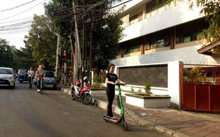  Timbulkan Korban, YLKI Minta Skuter Listrik Diatur Secara Ketat