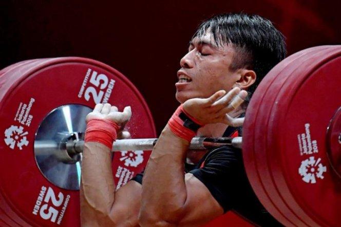  Satu Lagi Persembahan Emas Indonesia dari Lifter Deni