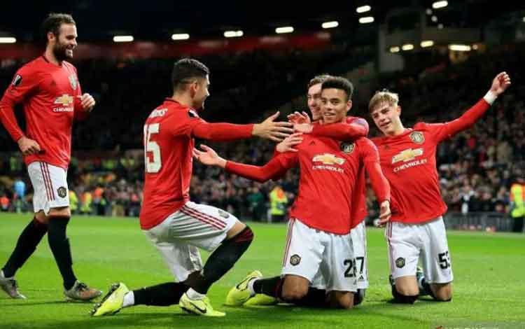  Manchester United Resmi Berpartner dengan Alibaba