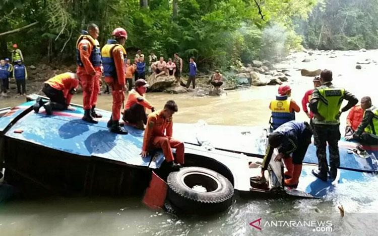  Menhub Sebut PO Bus Sriwijaya Terancam Sanksi