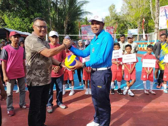  Wawali Tidore Buka Volly Ball Al-Yakin Cup III