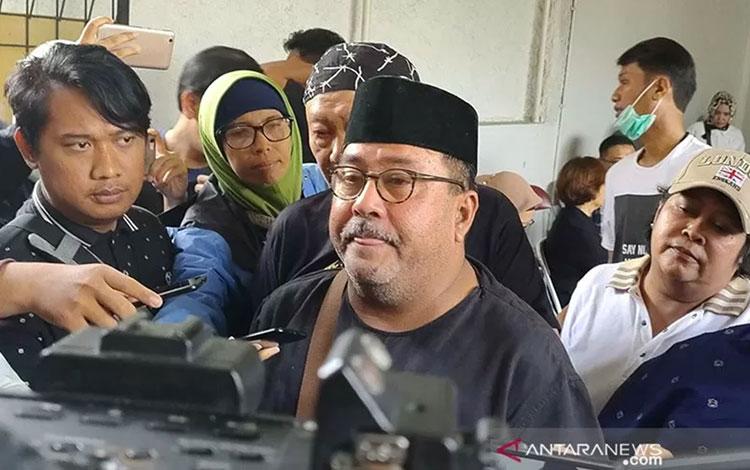  Rano Karno Kenang Ria Irawan sebagai Seorang Pejuang