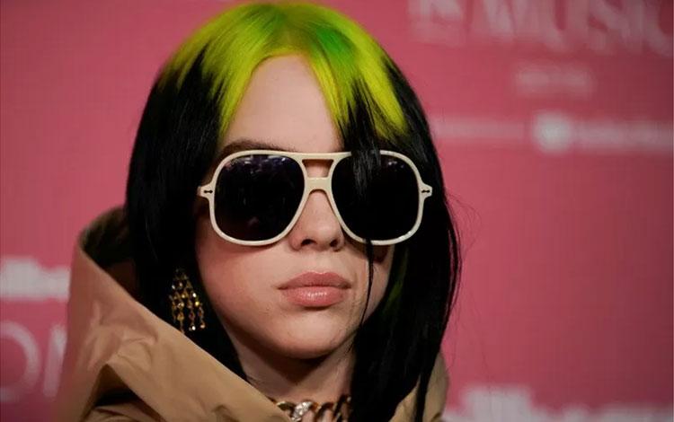 Billie Eilish Ungkap Tema Lagu untuk Film James Bond Mendatang