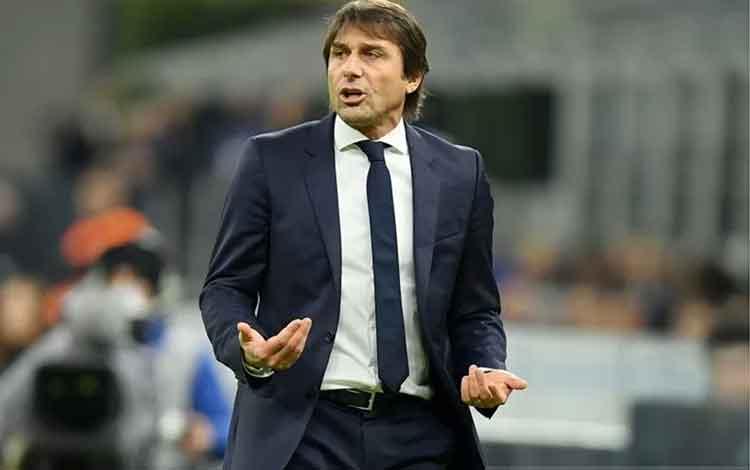  Untuk Keempat Kalinya Conte Diganjar Anugerah Panchina d‘Oro