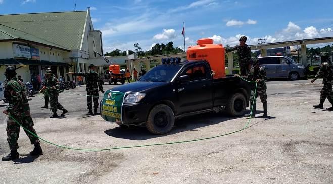  Kodim Persiapan Sorong Selatan Gelar Aksi Semprot Desinfektan