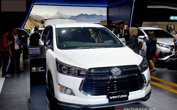  Toyota Innova versi Ambulans Banyak Diminta Selama COVID-19
