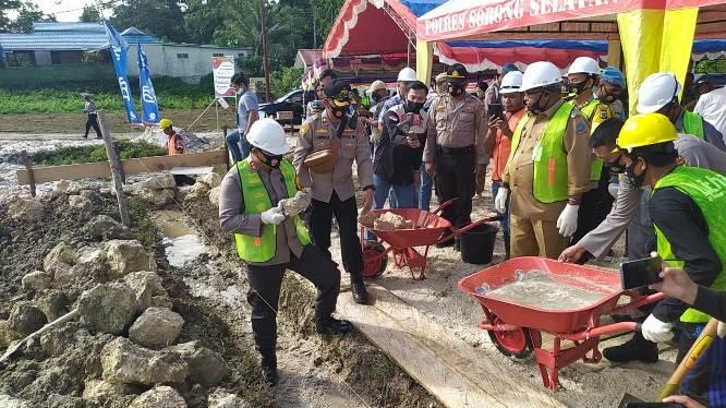  Kapolda Papua Barat Lakukan Peletakan Batu Pertama Pembangunan Mako Polres Sorsel