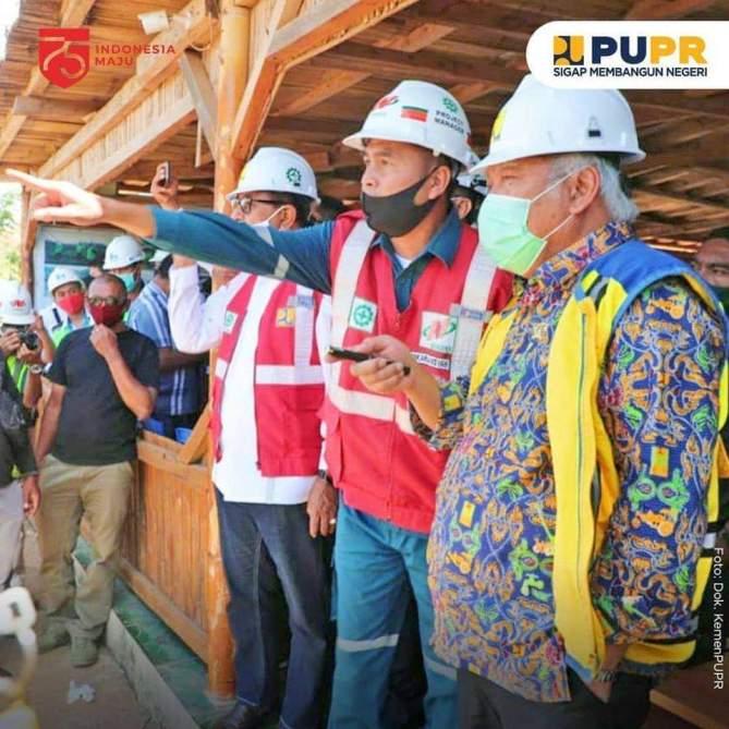   Tinjau Bendungan Napun Gete Sikka, Menteri Basuki: Pengisian Air Bendungan Dipercepat
