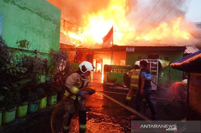  Sepuluh Rumah Terbakar di Bali Mester Jakarta Timur, Ini Penyebabnya