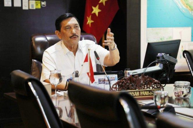  Luhut Ungkap Sejumlah Upaya Tangani COVID-19 di 8 Provinsi