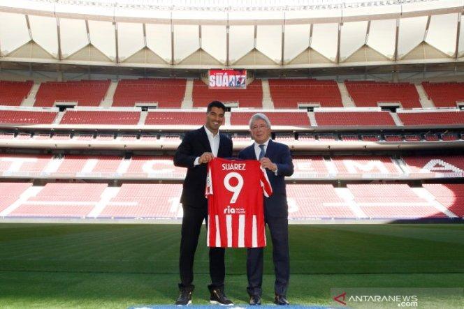  Luis Suarez Teken Kontrak Dua Tahun dengan Atletico Madrid