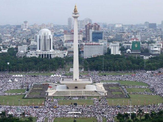  Pengelola Monas Batasi Jam Operasional demi Kenyamanan Pengunjung