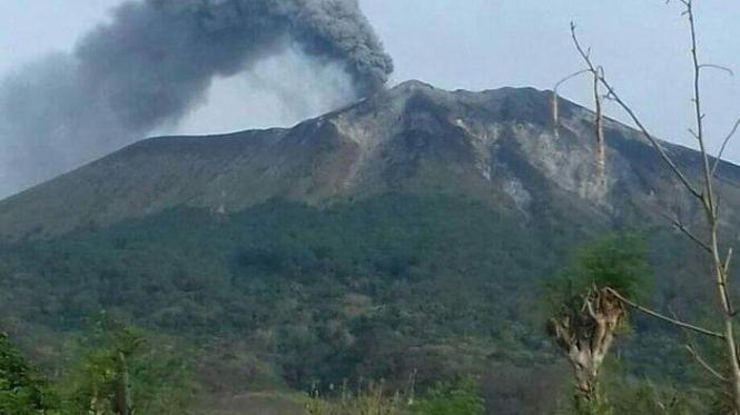  Aktivitas Vulkanik Gunung Ili Lewotolok Masih Terus Berlangsung