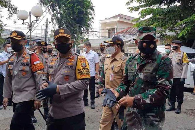  Serang Petugas, Polda Metro Tembak Enam Pengikut Rizieq Shihab 