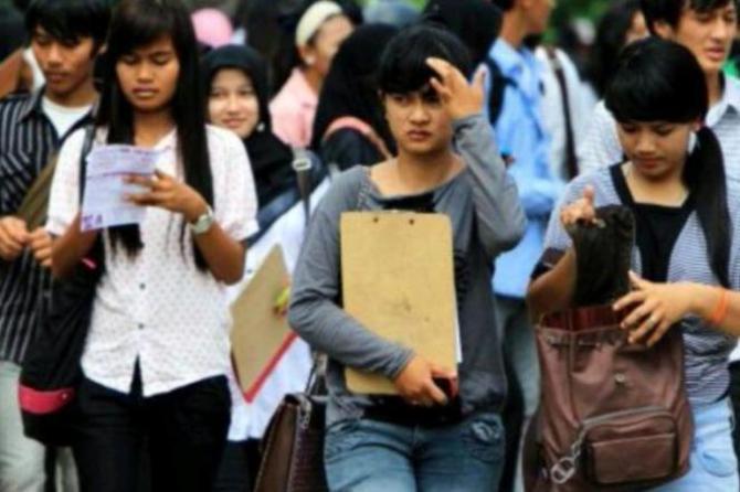  Dampak COVID-19, Menaker Sebut Pengangguran di Indonesia Naik 2,6 Juta 
