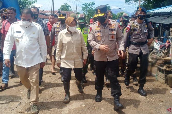  Mensos Tinjau Lokasi Bencana Banjir Bandang di Adonara, Flores Timur