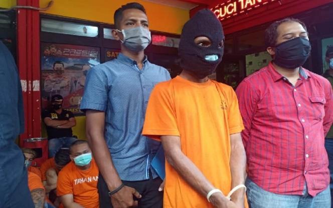  Berniat Kembali dengan Mantan Istri, Pria Siksa Balita Anak Kandungnya di Bandung Diringkus