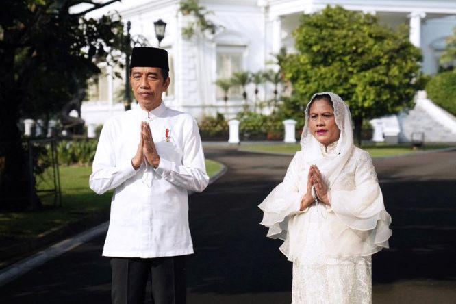  Presiden Jokowi dan Ibu Negara Iriana Ucapkan Selamat Idul Fitri