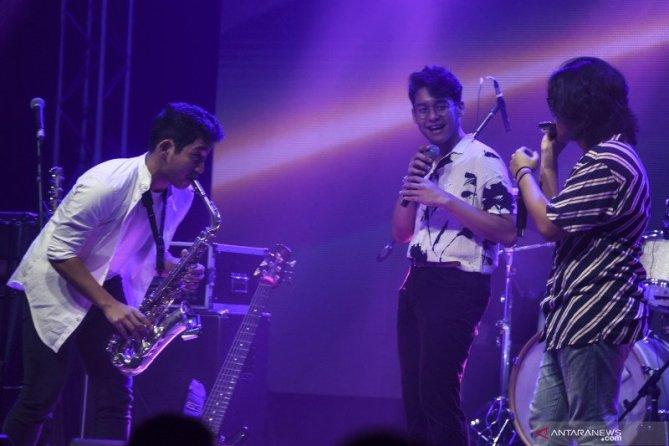  Izin ‘Live Music