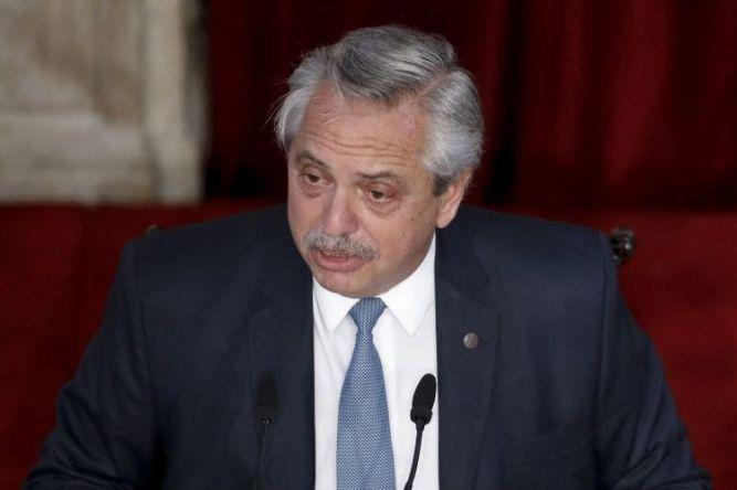  Sebut Orang Brazil ‘Berasal dari Hutan‘, Netizen Marah dan Kritik Presiden Argentina