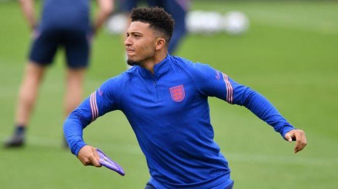  Ini Alasan MU Ngotot Merekrut Jadon Sancho