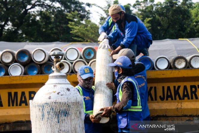  DKI Sediakan Posko Isi Ulang Tabung Oksigen di Monas