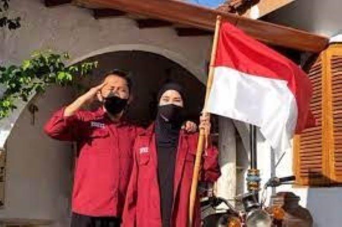  Begini Keluarga Hanung & Zaskia Merayakan 17 Agustus 