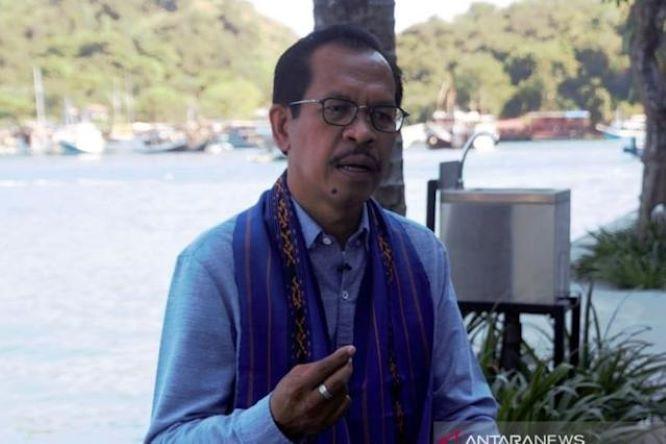  Dorong Ekosistem Digital, Phillip Gobang: Kemenkominfo Akan Bangun 59 BTS 4G di Sikka 
