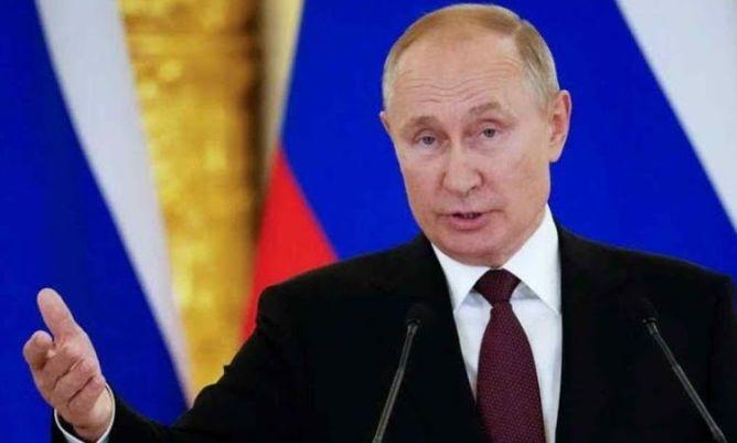  Teken Dekret, Putin Perketat Visa bagi Warga ‘Negara-negara Tak Bersahabat’