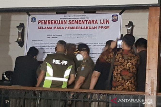  Satpol PP DKI Bakal Tindak Tegas Pelaku Usaha yang Langgar Prokes saat PPKM
