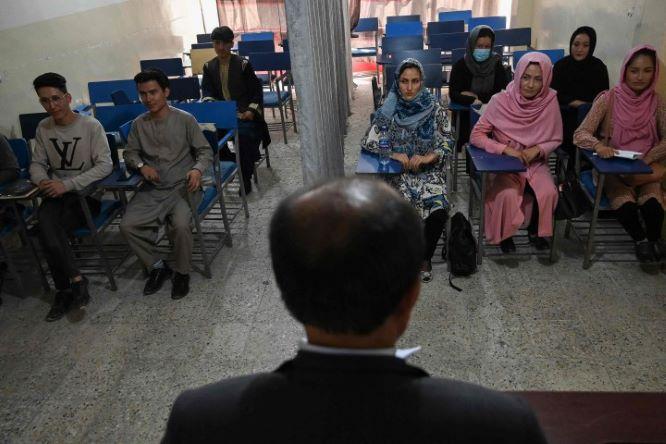  Taliban Berkuasa, Mahasiswa Afghanistan Kuliah Lagi, Pria dan Wanita Dipisah
