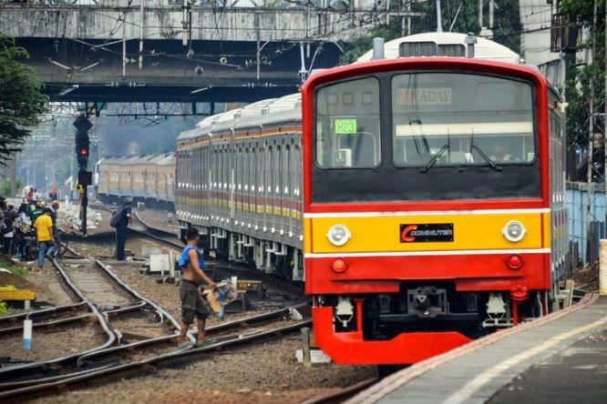  Mulai Esok Pengguna KRL Bogor Naik Turun Lantai 2 Stasiun Manggarai
