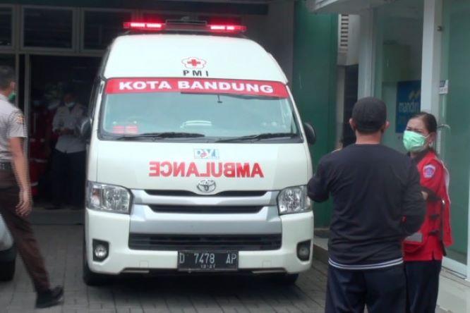  Jenazah Wali Kota Bandung Tiba di Pendopo Rumah Dinas