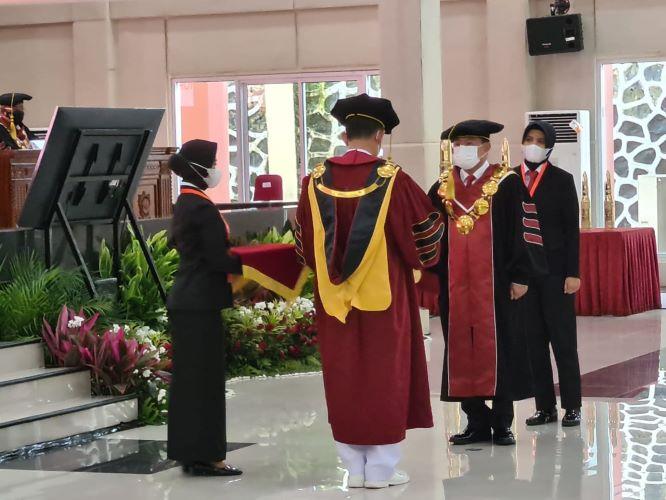  Mantan Menkes Terawan Agus Putranto Dikukuhkan sebagai Profesor Kehormatan Universitas Pertahanan 