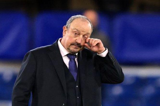  Everton Resmi Pecat Rafael Benitez